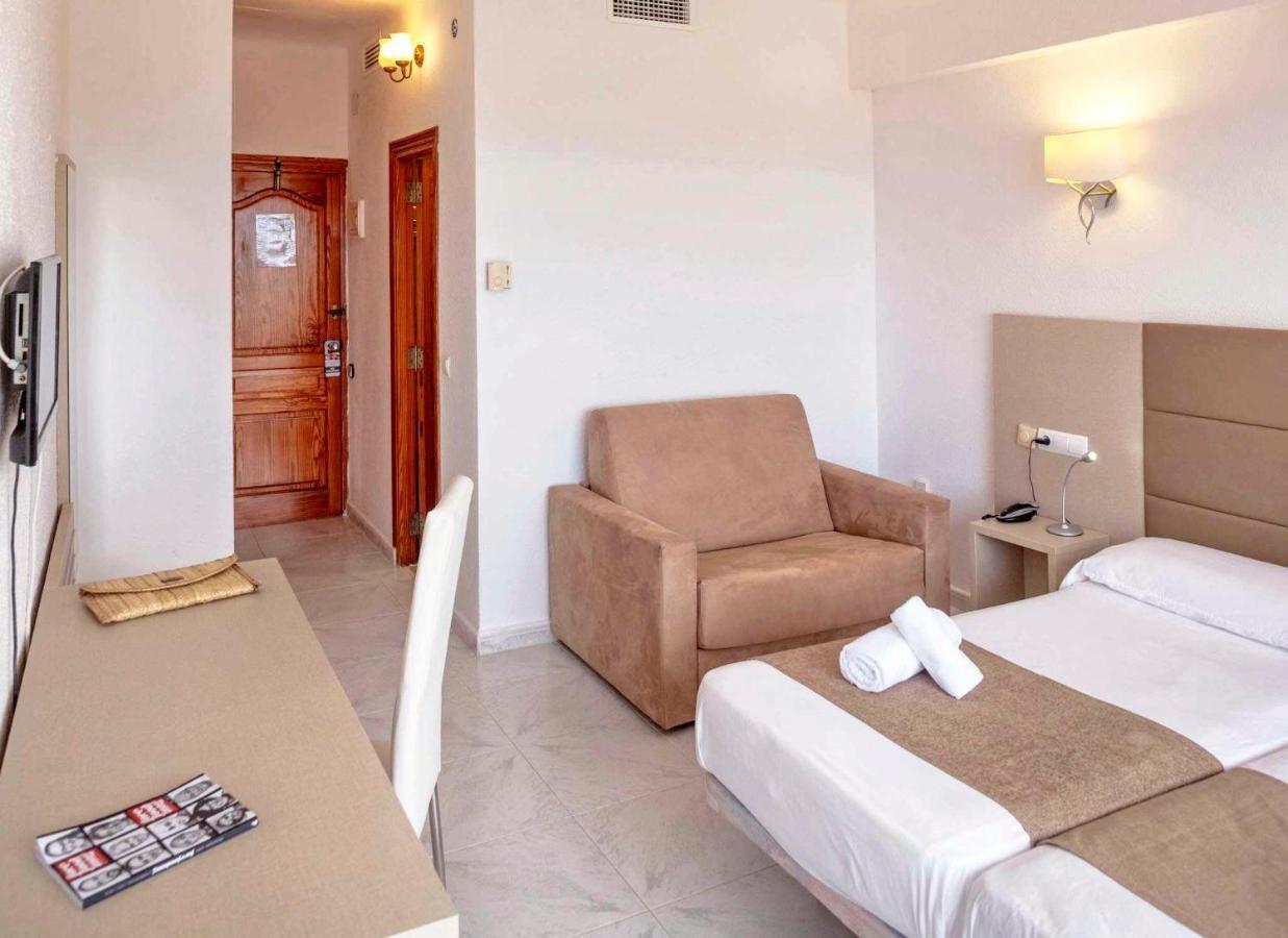Roquetes Rooms - Formentera Break Es Pujols Dış mekan fotoğraf