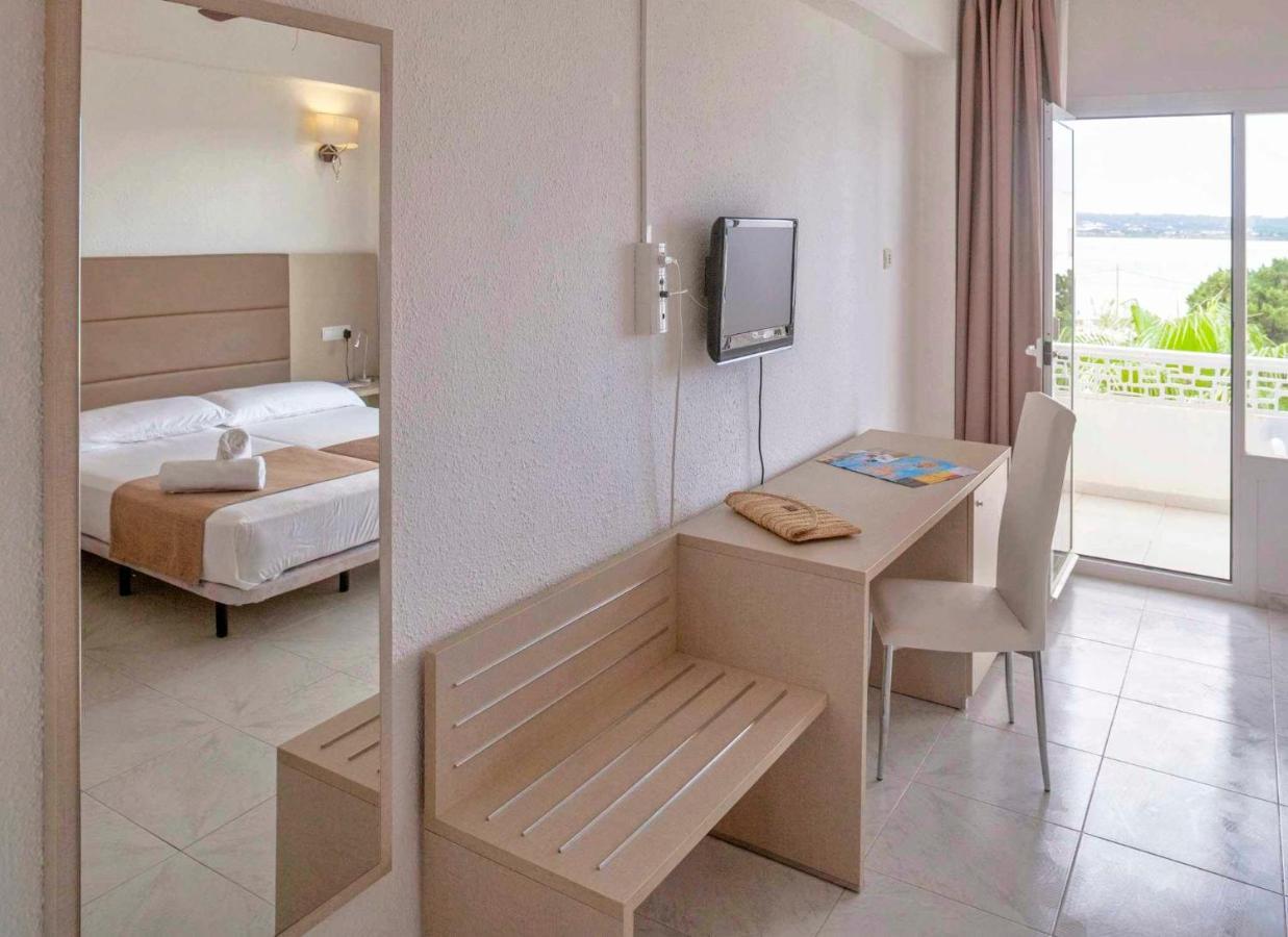 Roquetes Rooms - Formentera Break Es Pujols Dış mekan fotoğraf